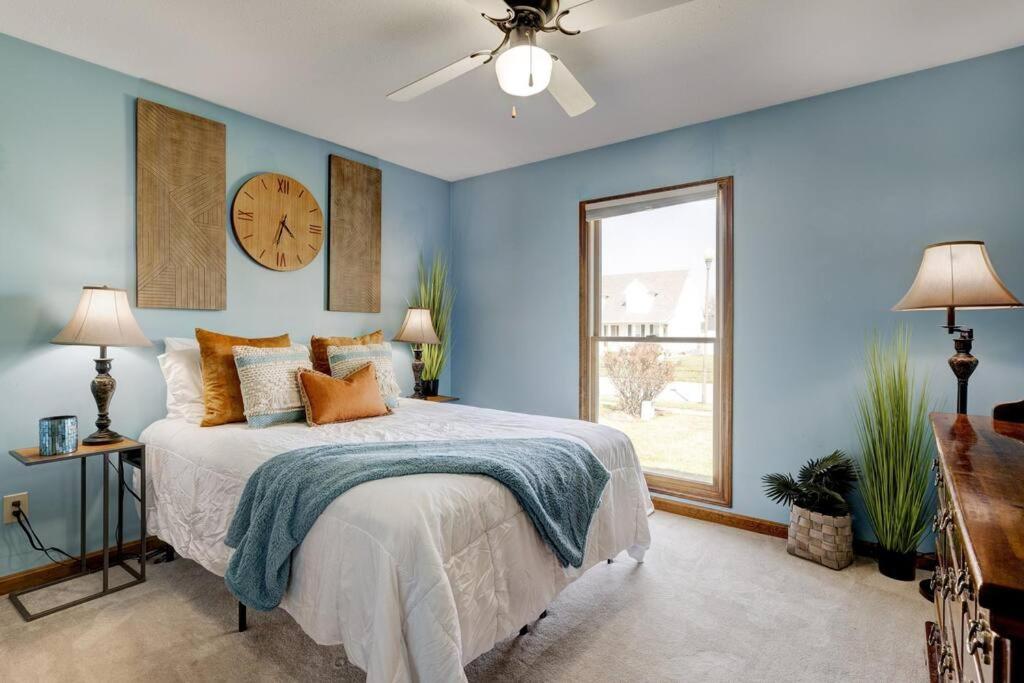 Spacious Derby With Hot Tub Holiday home